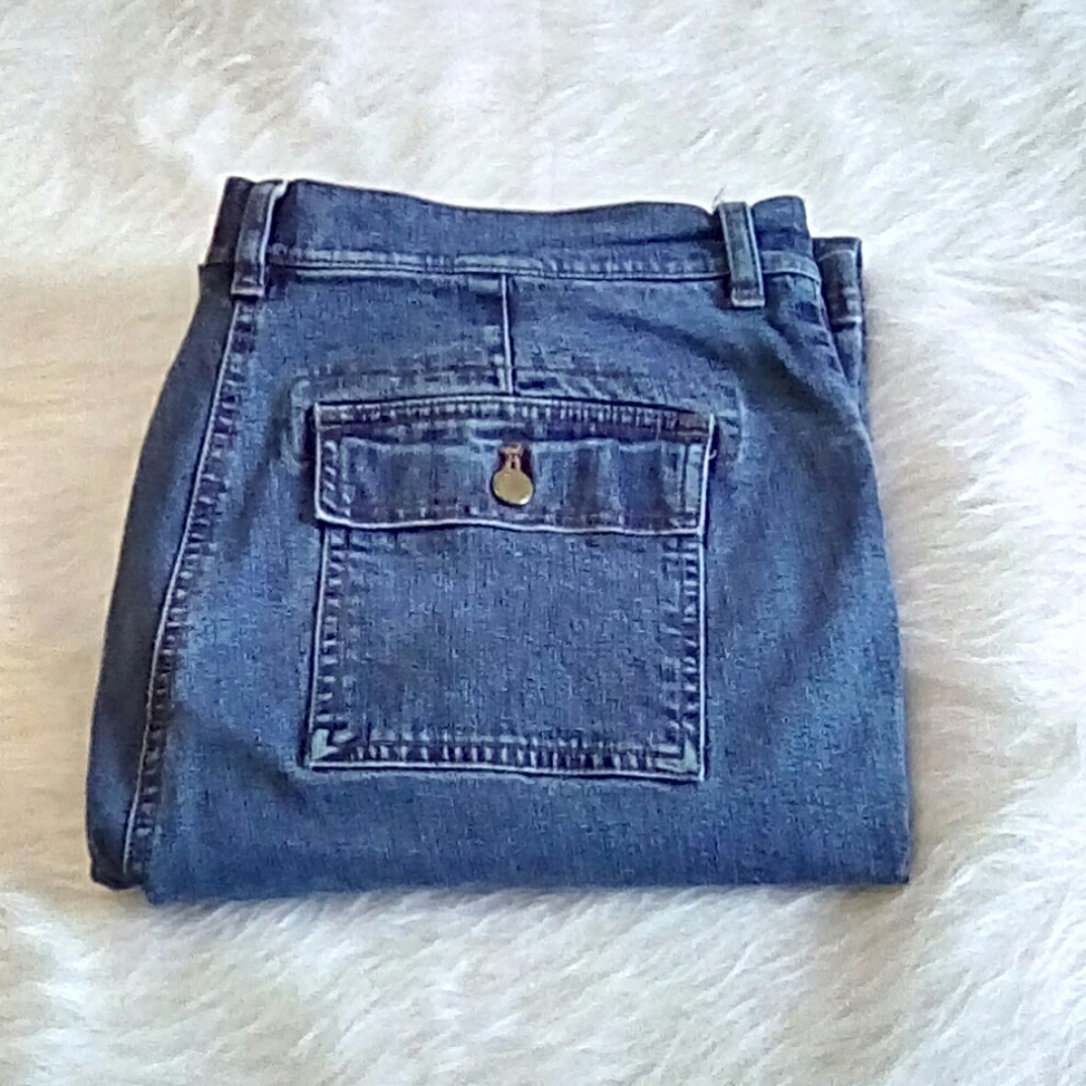 Jones NY Signature Jeans Great Rear Pockets